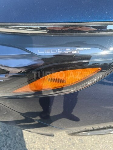 Hyundai Sonata-16