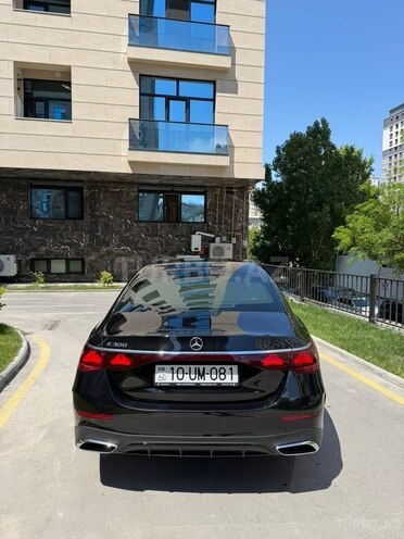 Mercedes E 300-6