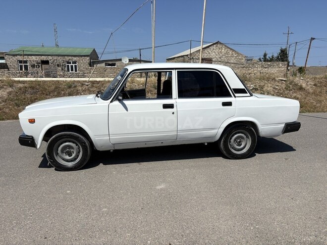LADA (VAZ) 2107-4