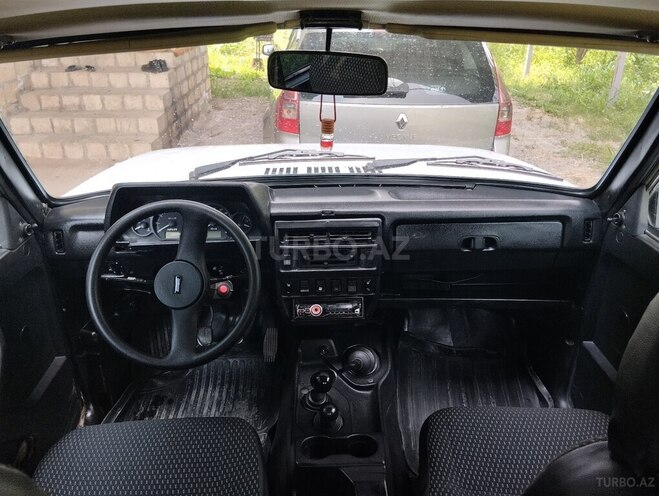 LADA (VAZ) Niva-5