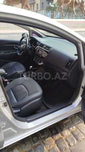 Kia Pride-8