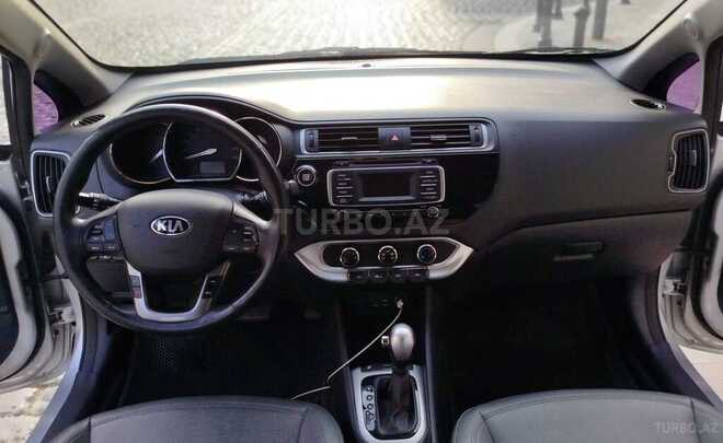 Kia Pride-4