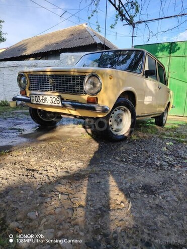 LADA (VAZ) 21011-5