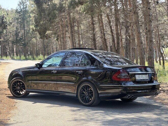 Mercedes E 220-5