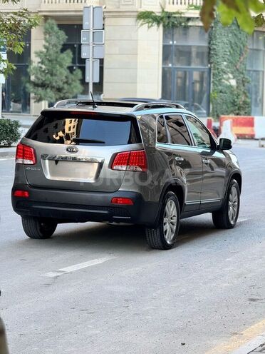 Kia Sorento-5