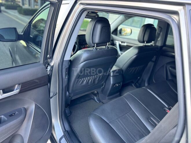Kia Sorento-10