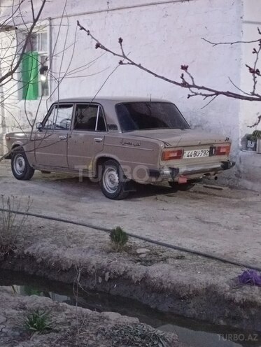 LADA (VAZ) 2106-4