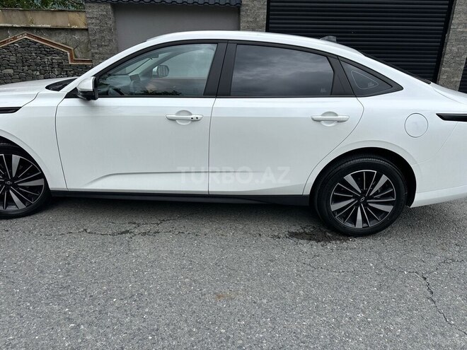 Changan Qiyuan A05-3