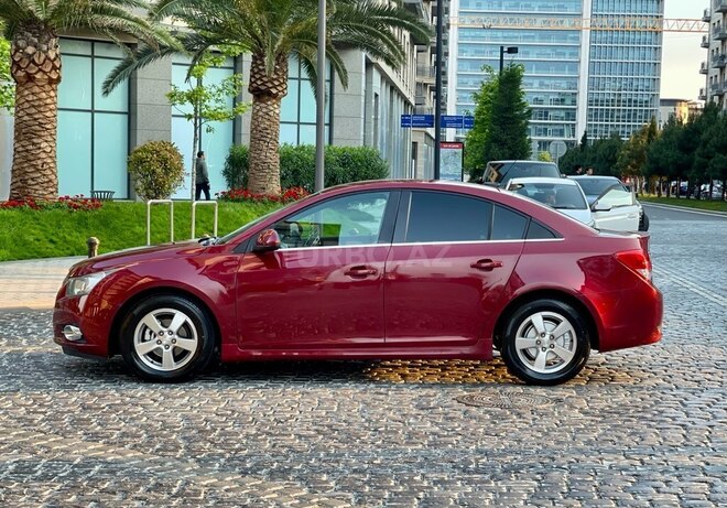 Chevrolet Cruze-6