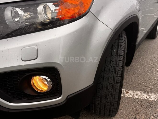 Kia Sorento-11