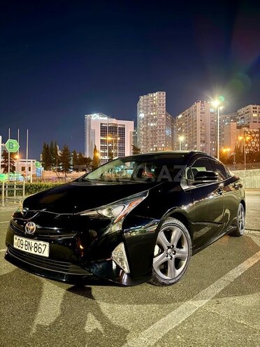 Toyota Prius-3