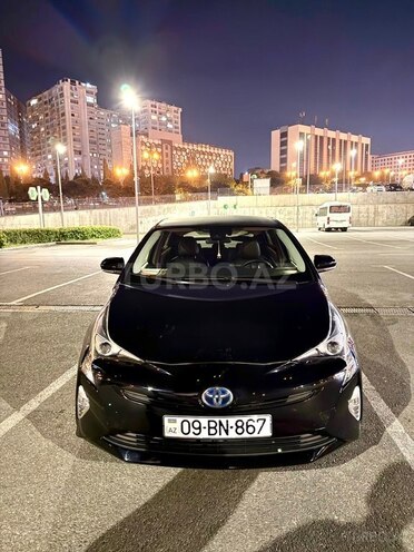 Toyota Prius-4