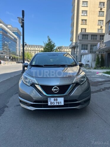 Nissan Note-1