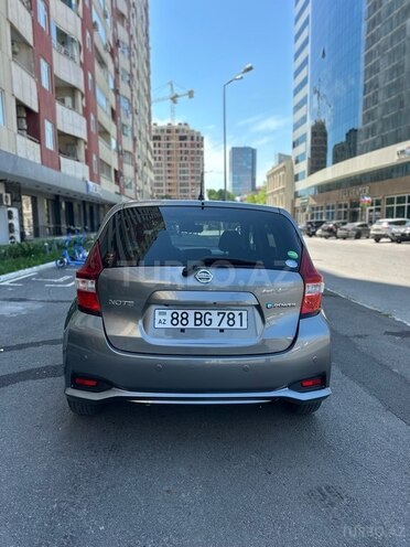 Nissan Note-6