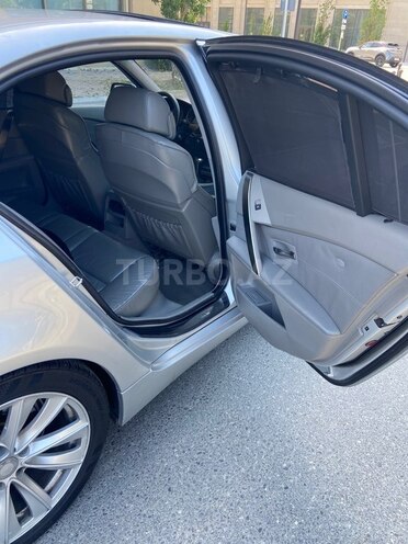 BMW 530-9