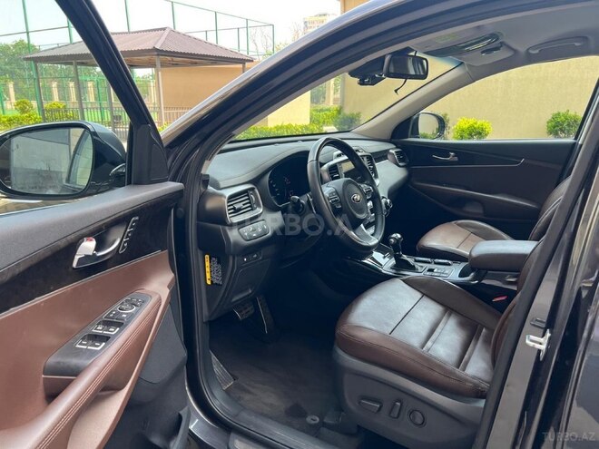 Kia Sorento-7