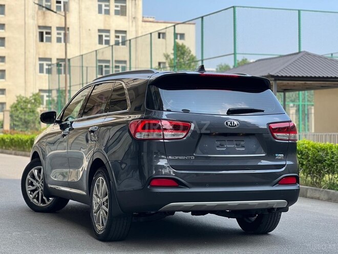 Kia Sorento-3