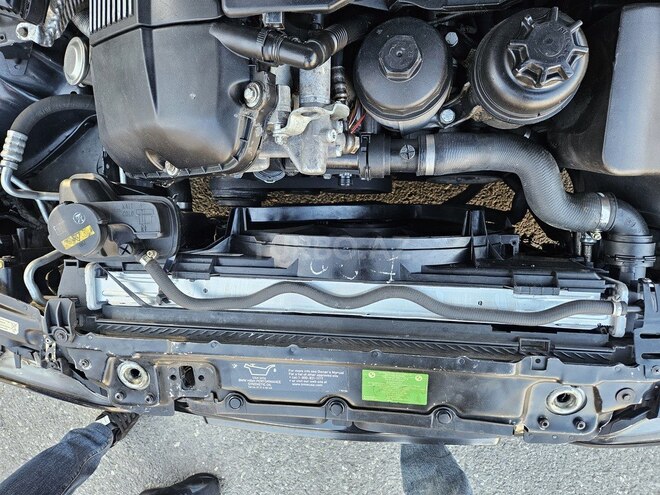 BMW 525-12