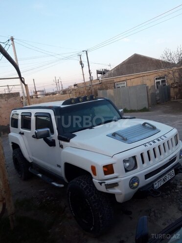 Hummer H3-4