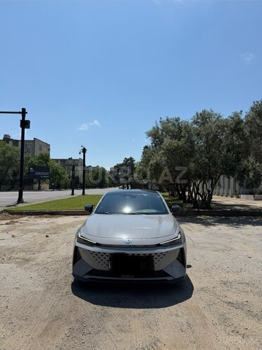 Changan Qiyuan A06-1