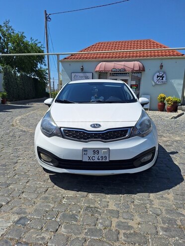 Kia Rio-1