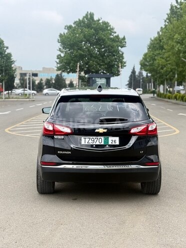 Chevrolet Equinox-5