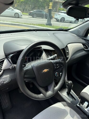 Chevrolet Trax-12