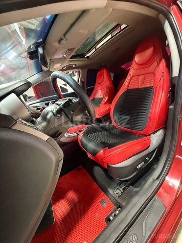 Hyundai Elantra-13