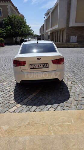 Kia Cerato-7