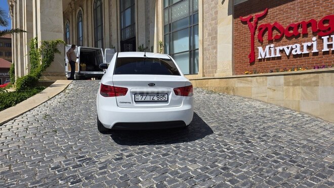 Kia Cerato-4