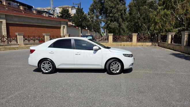 Kia Cerato-9