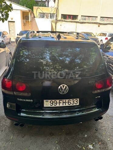 Volkswagen Touareg-2
