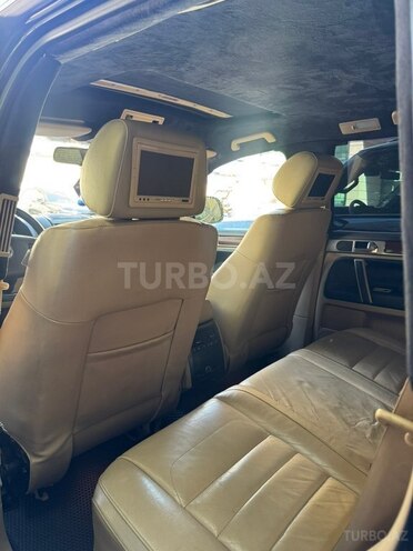 Volkswagen Touareg-6