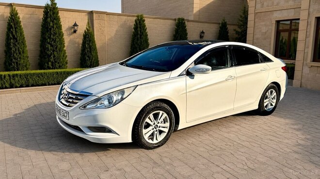 Hyundai Sonata-2