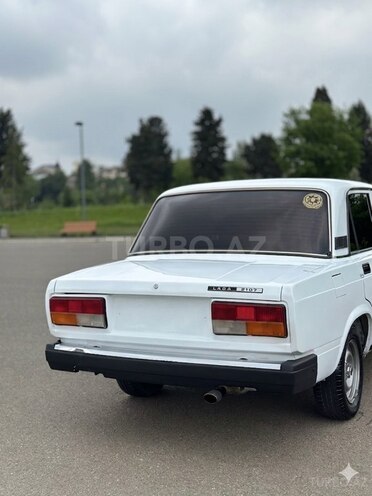 LADA (VAZ) 2107-4