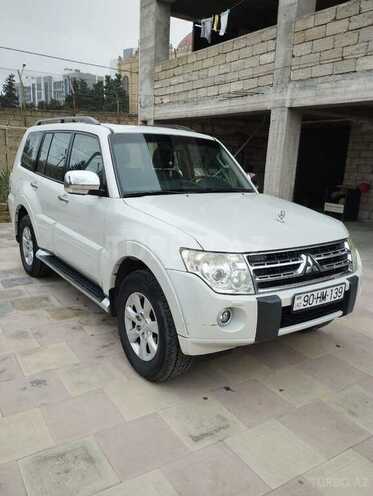 Mitsubishi Pajero-5