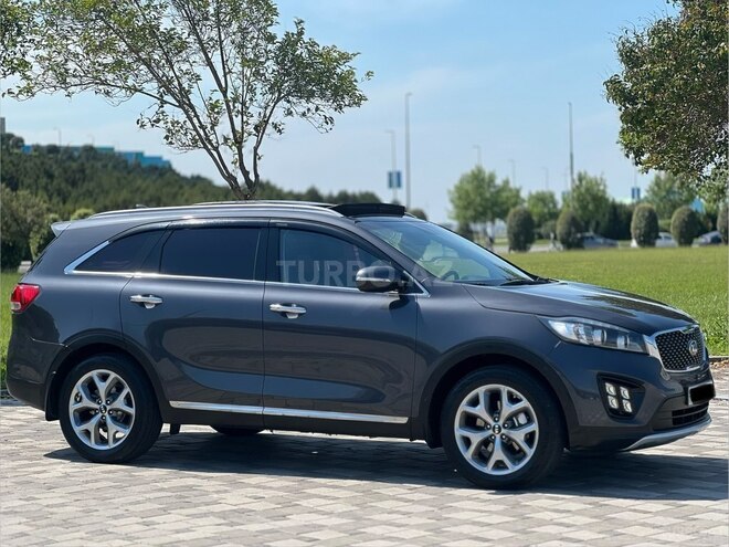 Kia Sorento-5