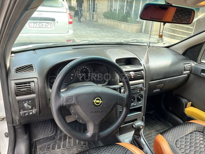 Opel Astra-7