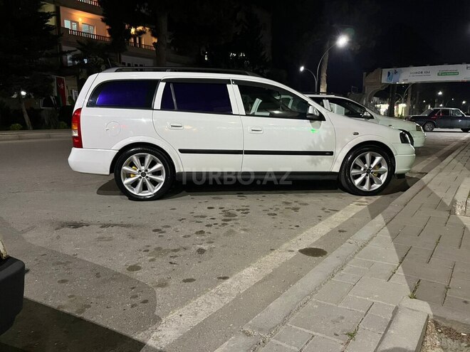 Opel Astra-12