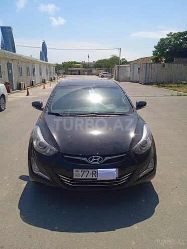 Hyundai Elantra-1