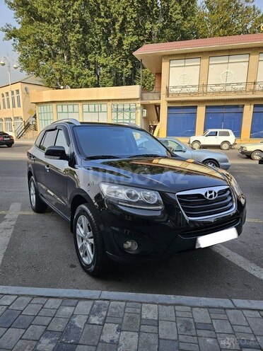 Hyundai Santa Fe-1