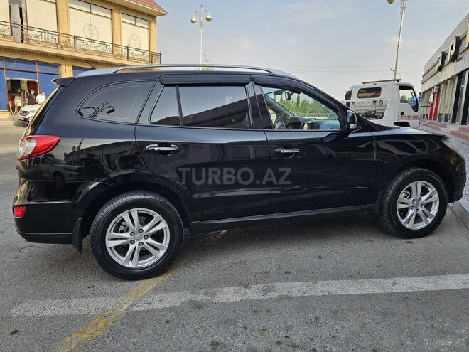Hyundai Santa Fe-3