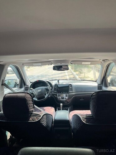 Hyundai Santa Fe-17