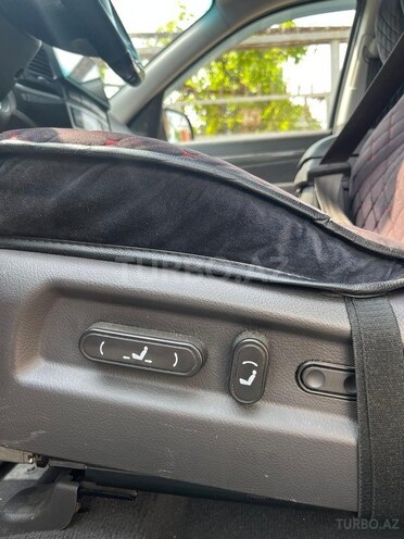 Hyundai Santa Fe-14