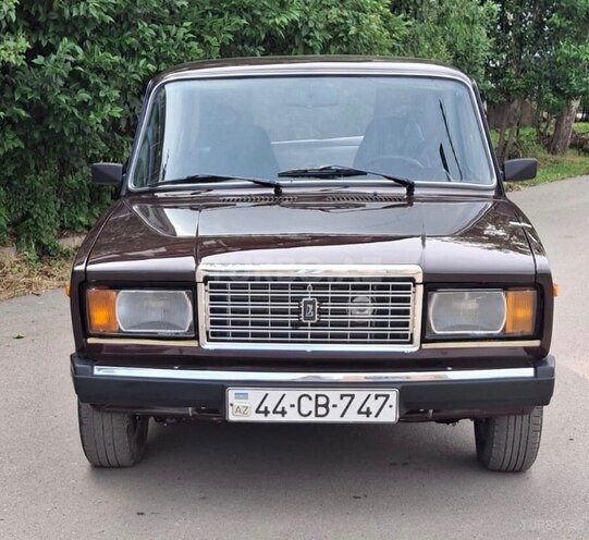LADA (VAZ) 2107-1