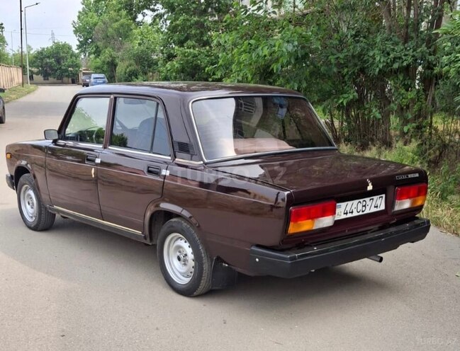 LADA (VAZ) 2107-4