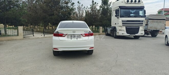 Honda Grace-2