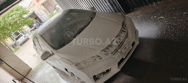 Honda Grace-4