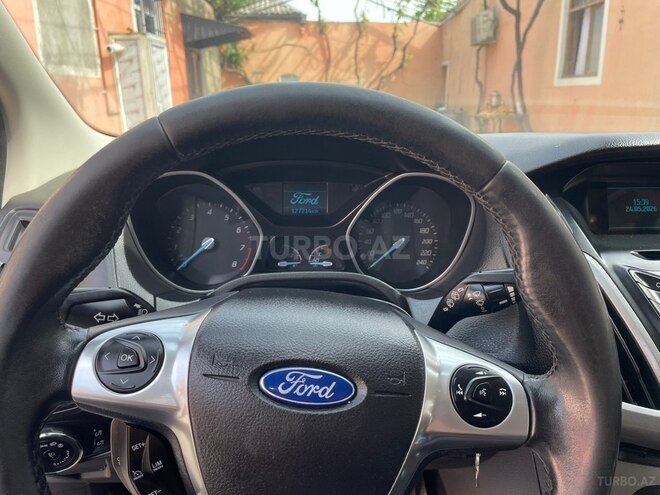 Ford Focus-2