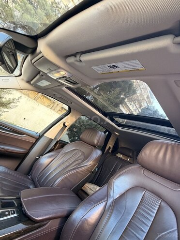 BMW X5-8